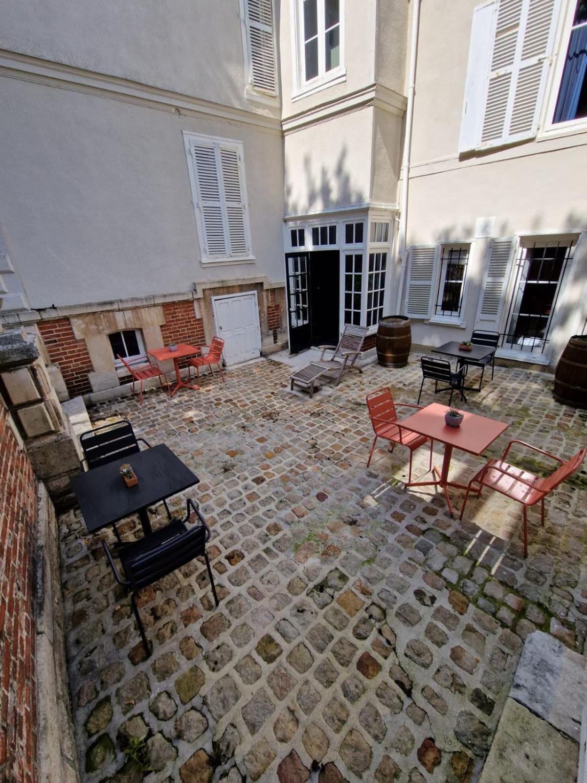 Le Clos Guivet Troyes Exterior foto